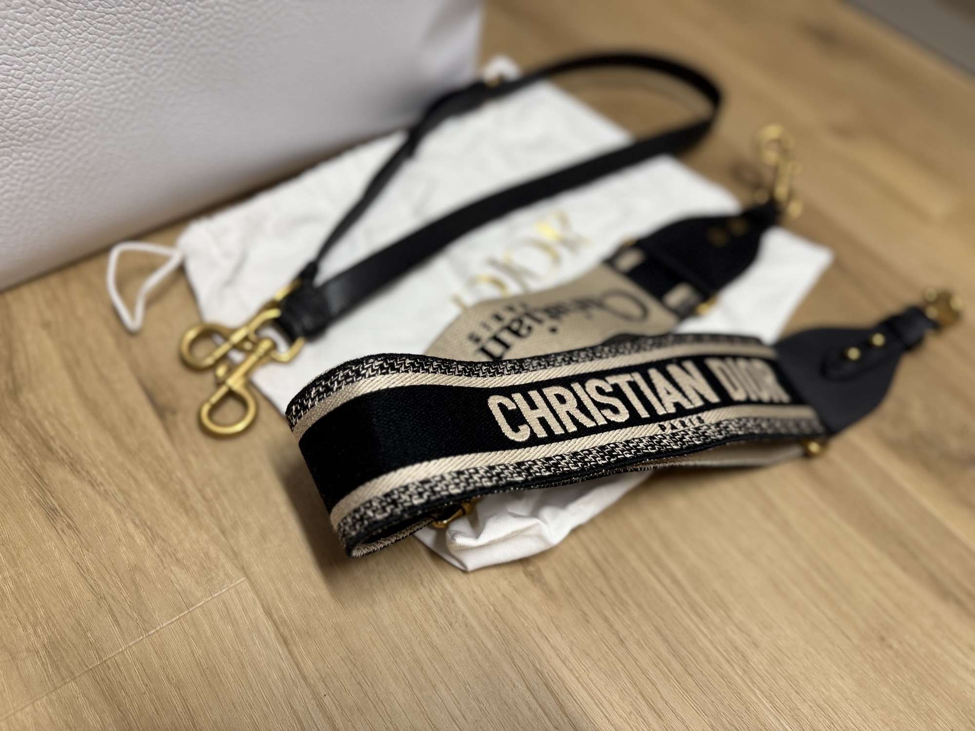 DIOR Saddle Medium calfskin