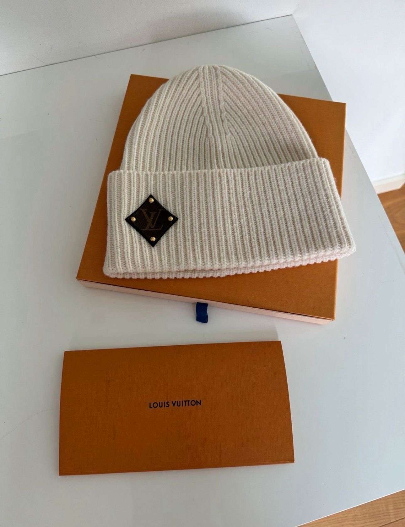 Louis Vuitton ciapka