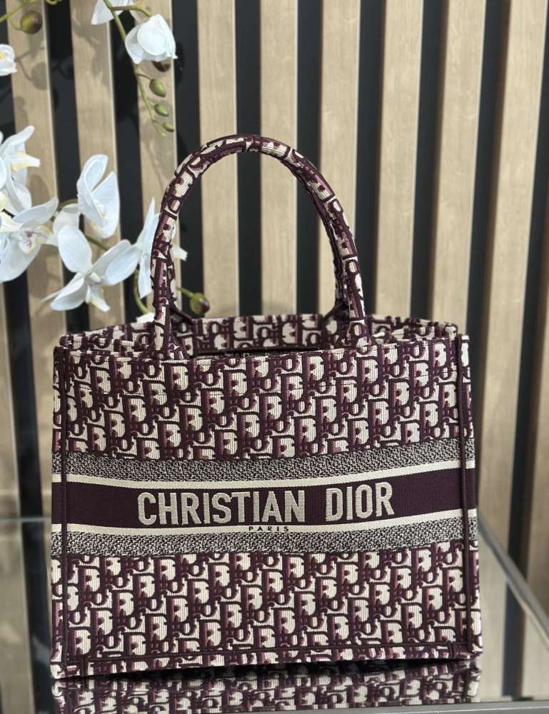 Dior tote bag