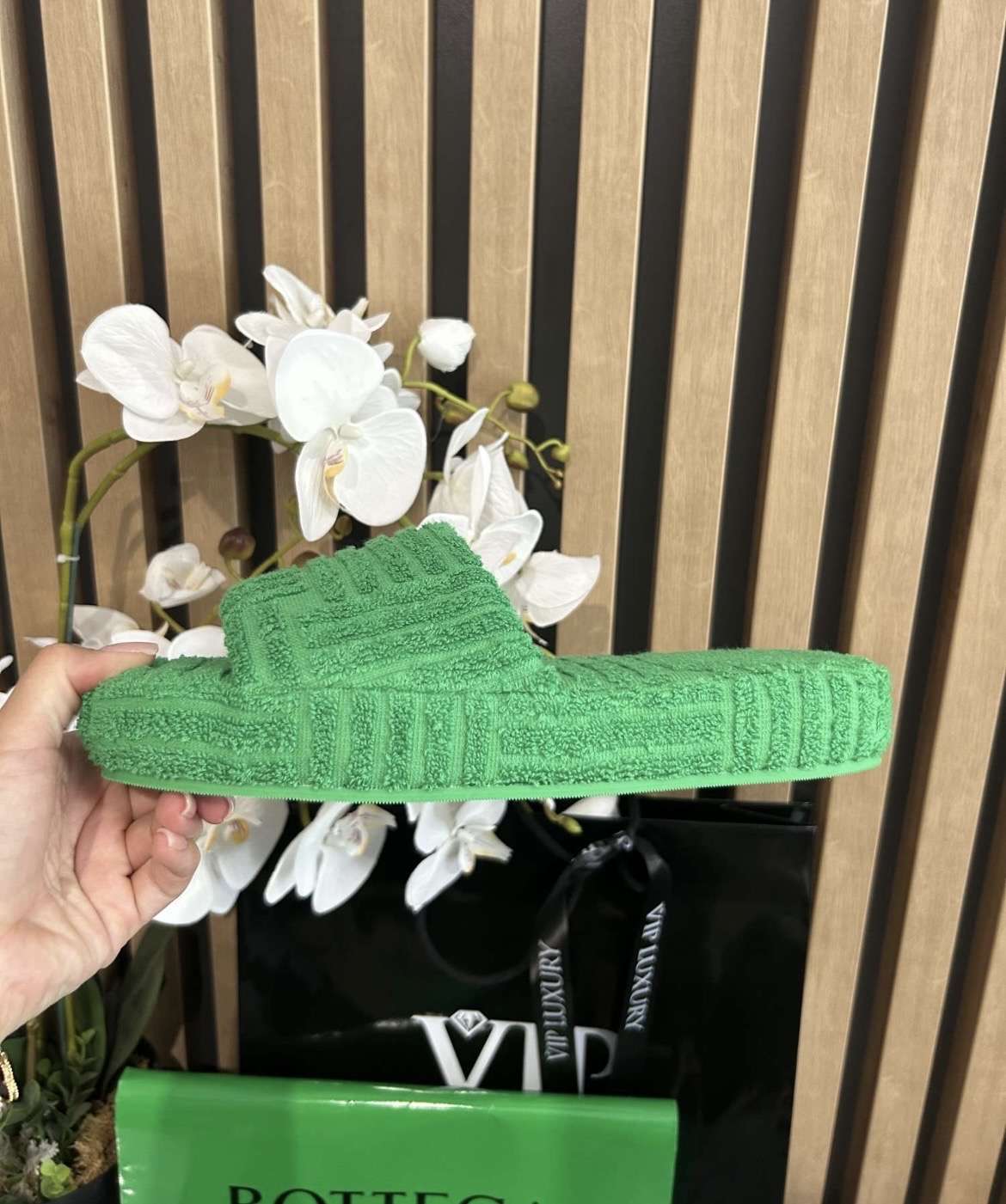 Bottega Veneta šľapky