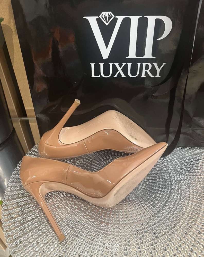 Gianvito Rossi lodičky