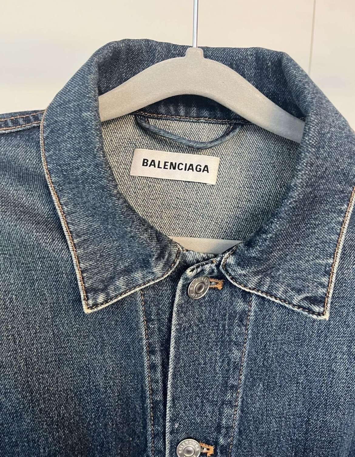 Balenciaga bunda
