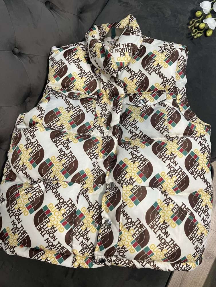 Gucci The north face vesta