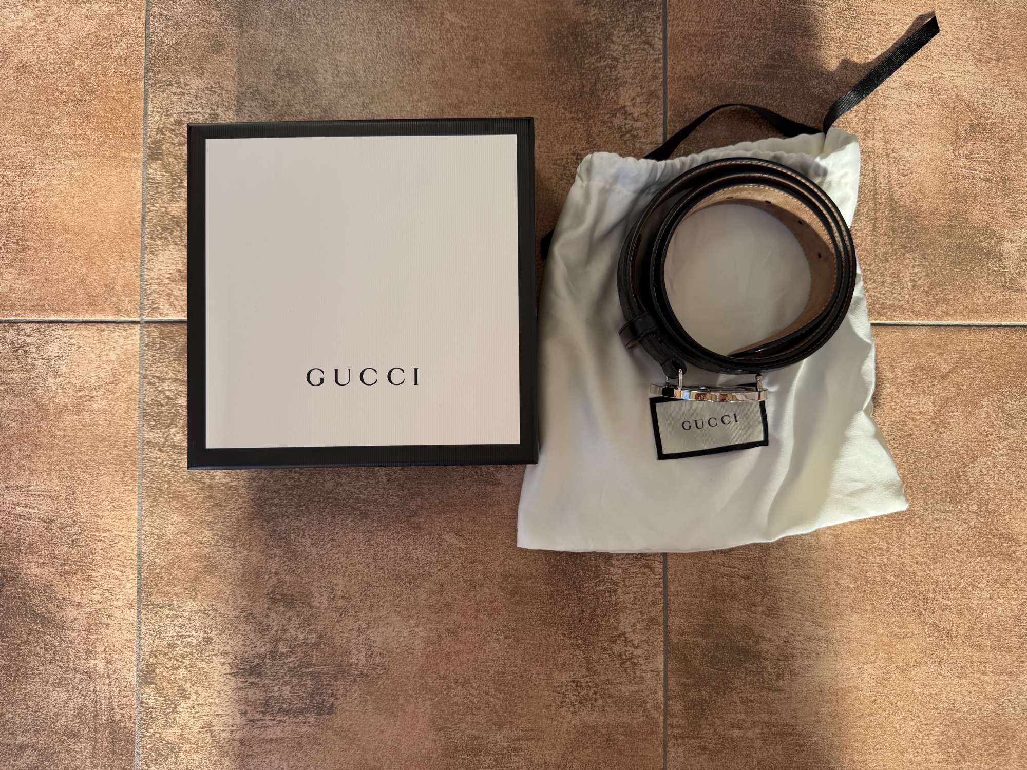 GUCCI Opasok