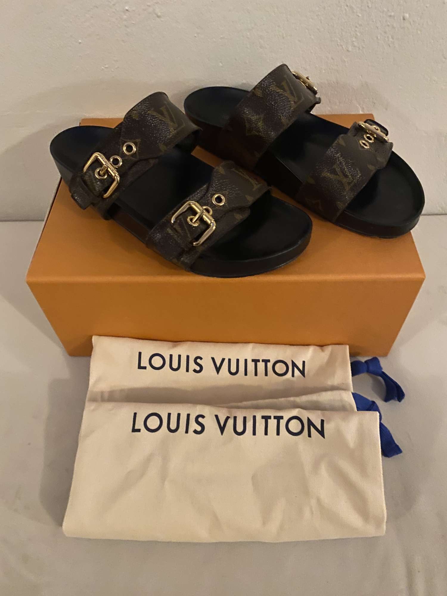 Loius Vuitton Bom Dia Flat Comfort Mule