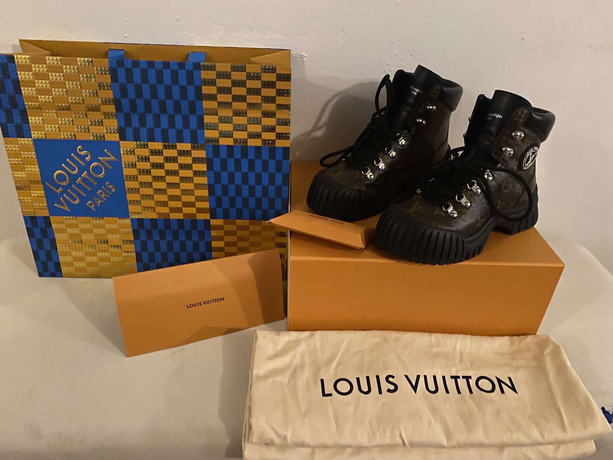 LV Ruby Flat Ranger