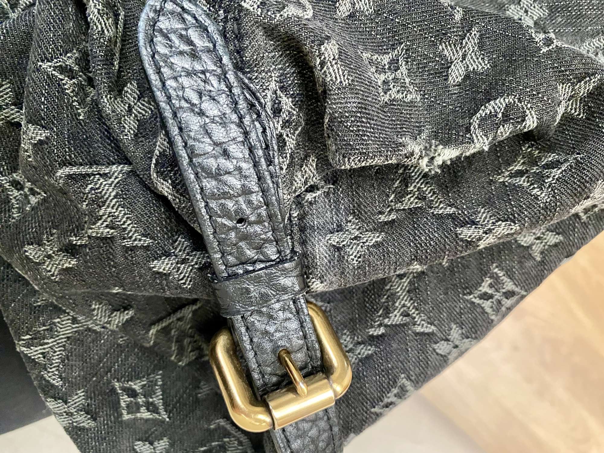 Lv - Neo Cabby PM Denim Black