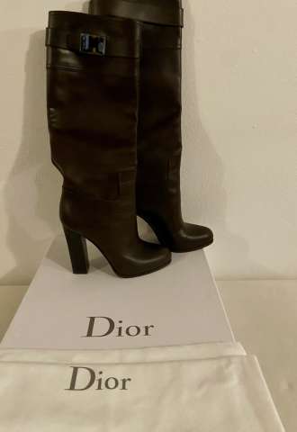 https://vipluxury.sk/Dior - Brown Leather High