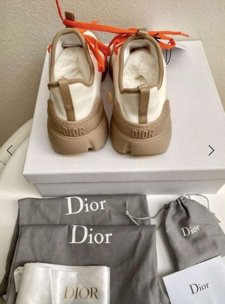 Dior D-connect sneakers