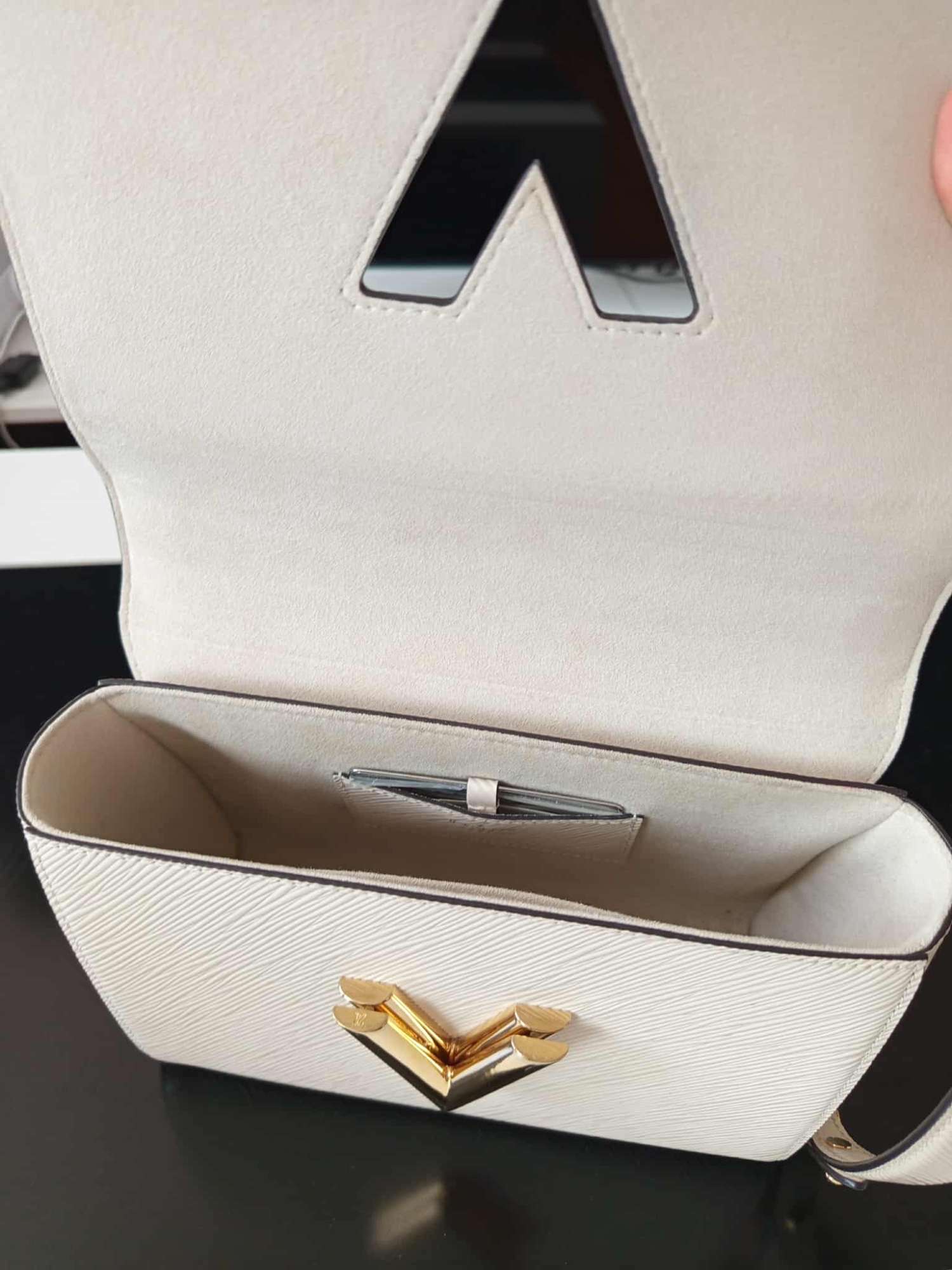 Louis Vuitton Twist MM