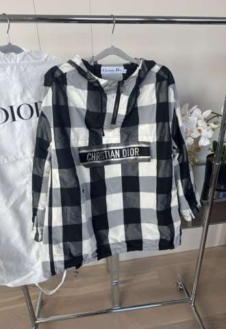 https://vipluxury.sk/Christian Dior anorak bunda