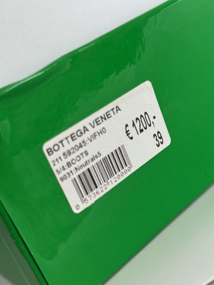 Bottega Veneta veľkosť 39