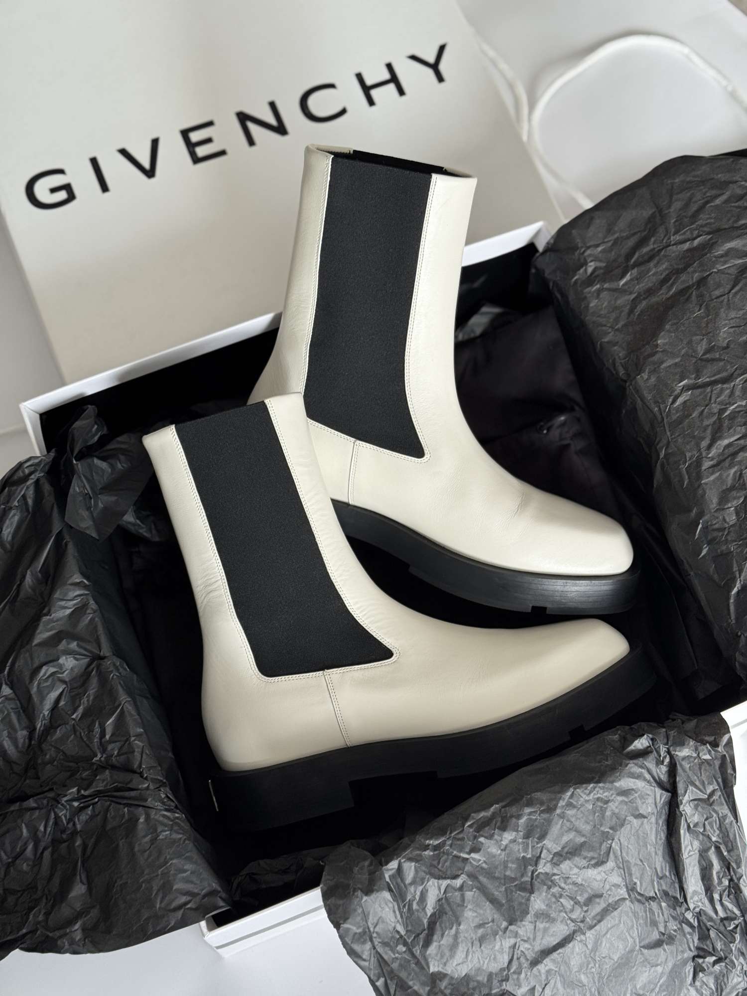 Givenchy veľkosť 39