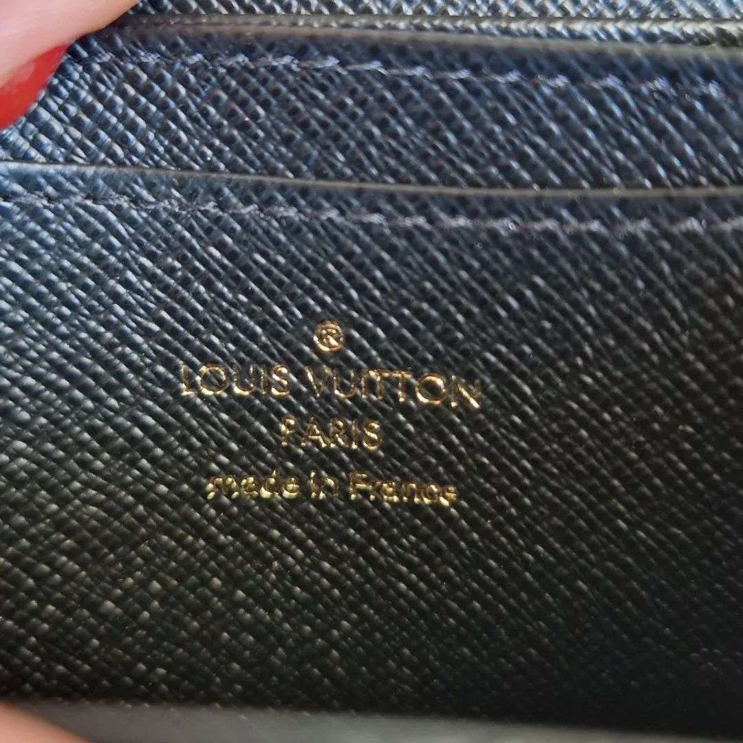 Louis Vuitton Zippy Coin