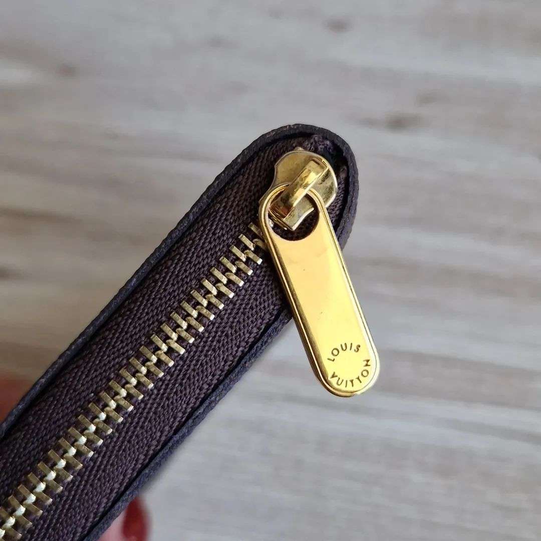 Louis Vuitton Zippy Coin