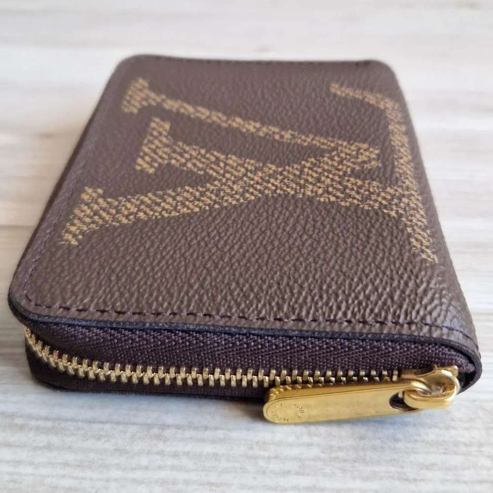 Louis Vuitton Zippy Coin