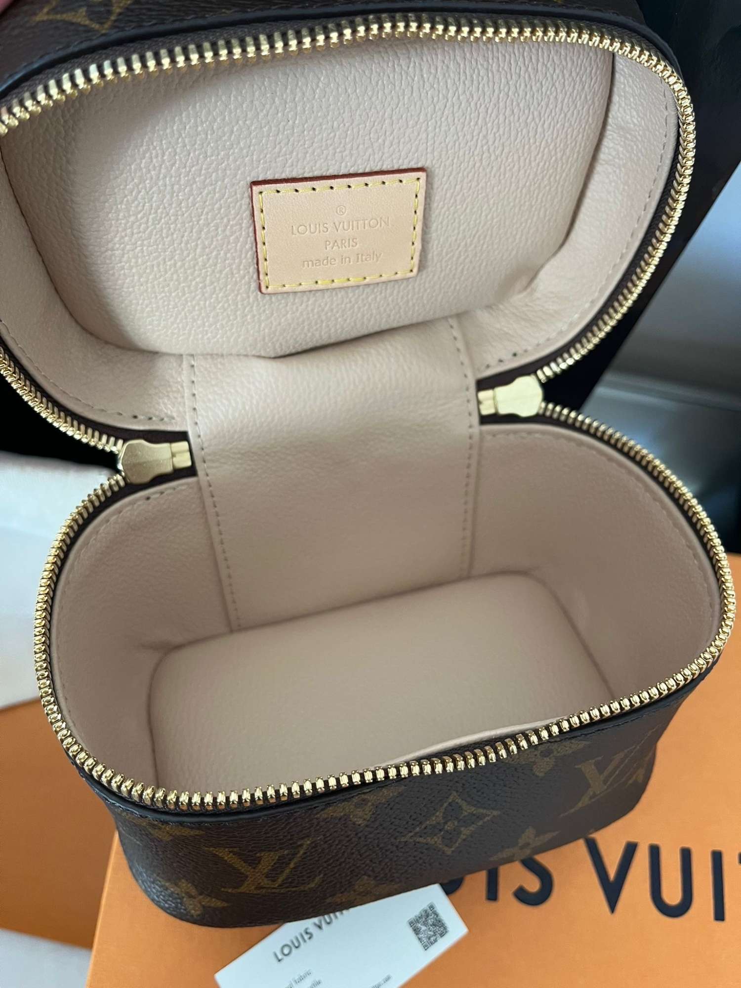 Louis Vuitton vanity