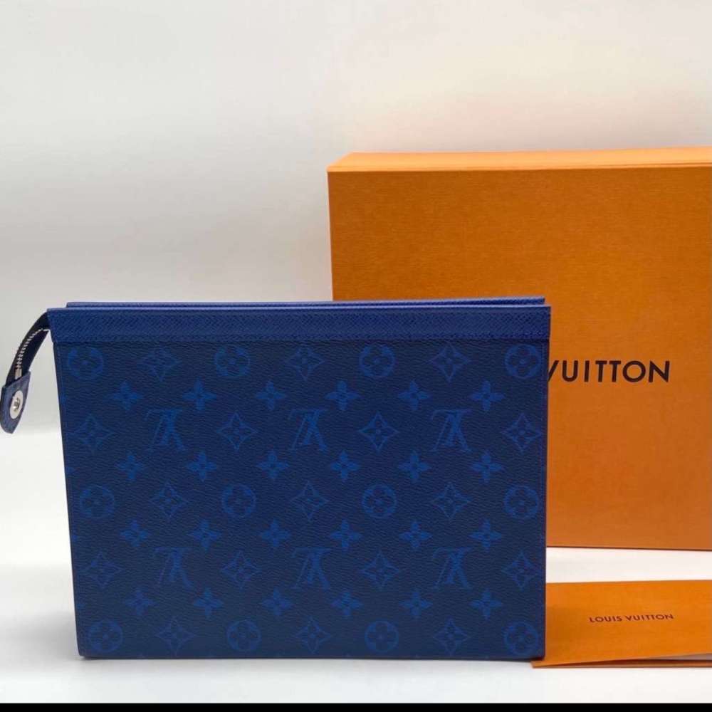 Louis Vuitton clutch