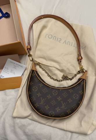 https://vipluxury.sk/Louis Vuitton Loop bag