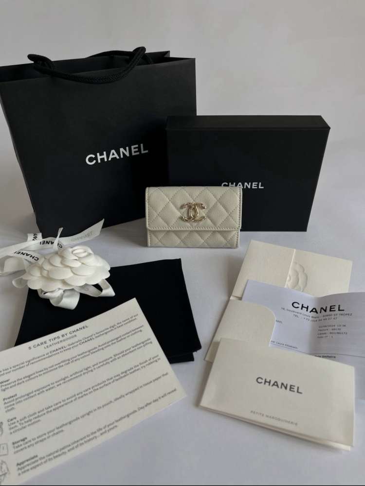 Chanel cardholder