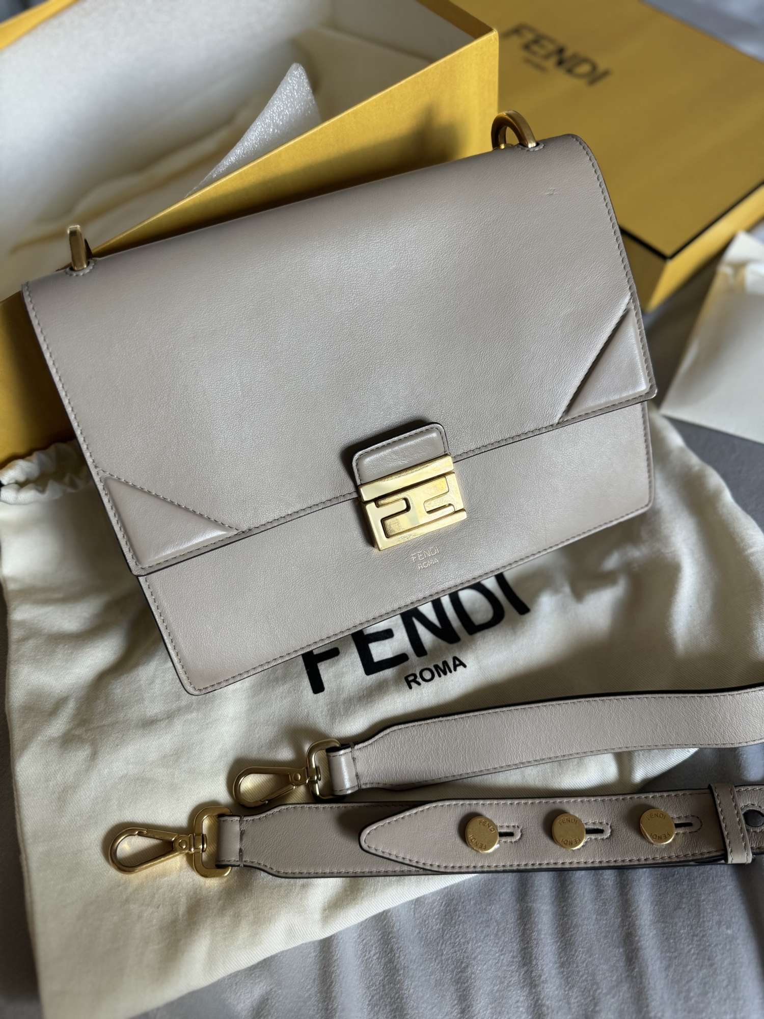 Fendi Kan U