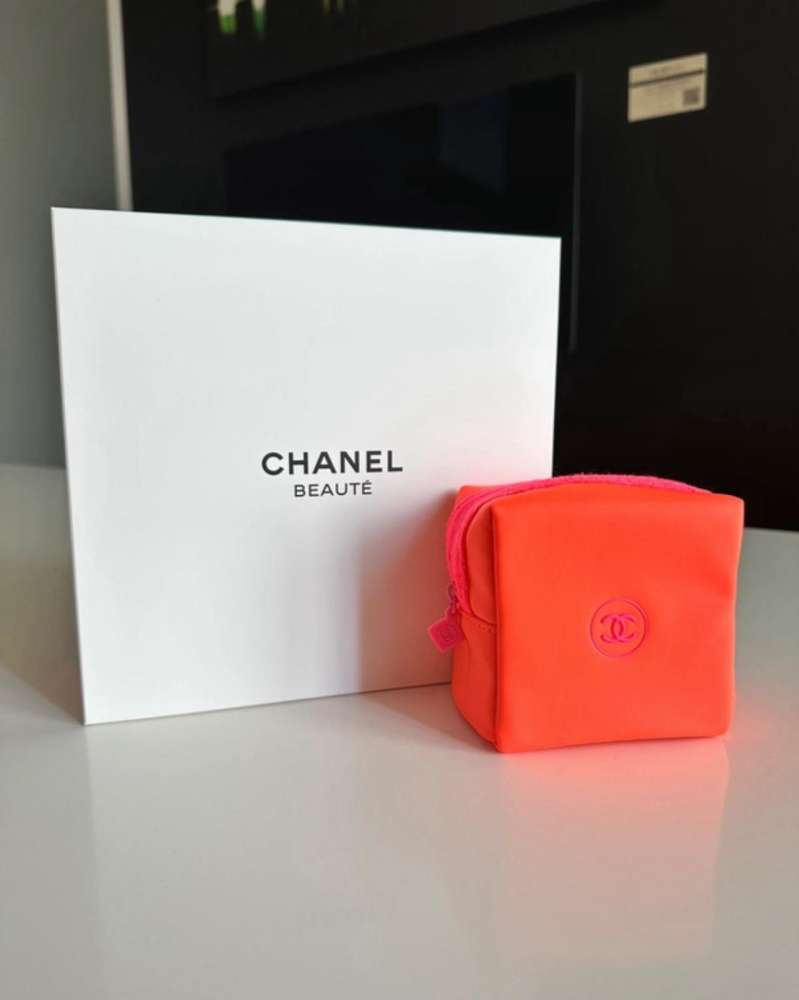 Chanel sada kozmetických taštičiek