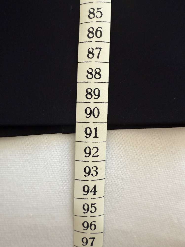 Čierne šaty Louis Vuitton