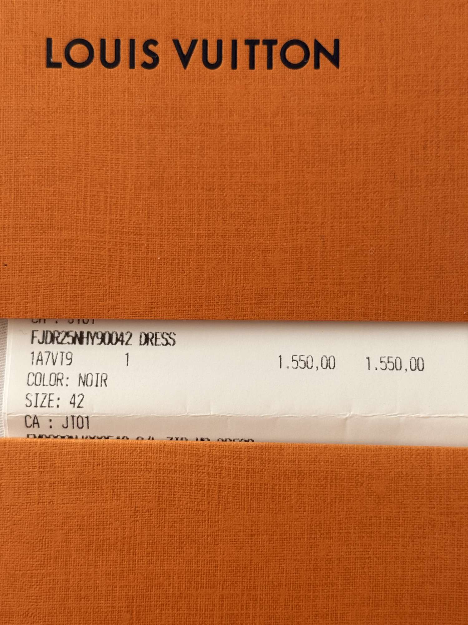 Čierne šaty Louis Vuitton