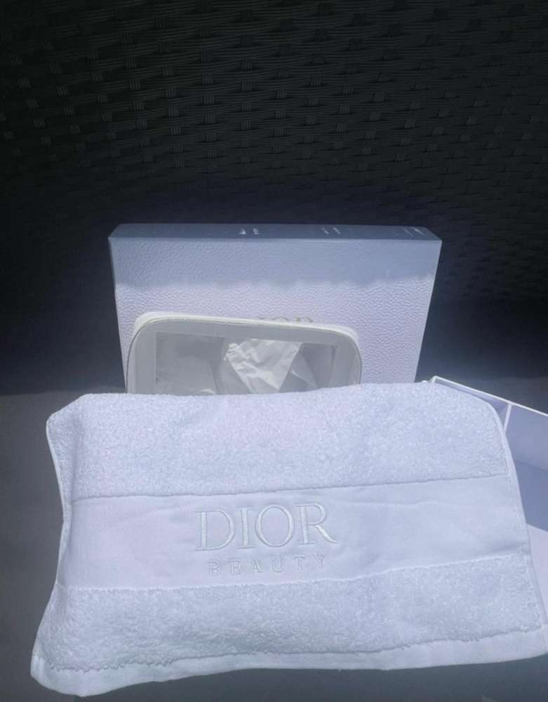 Dior kufrik