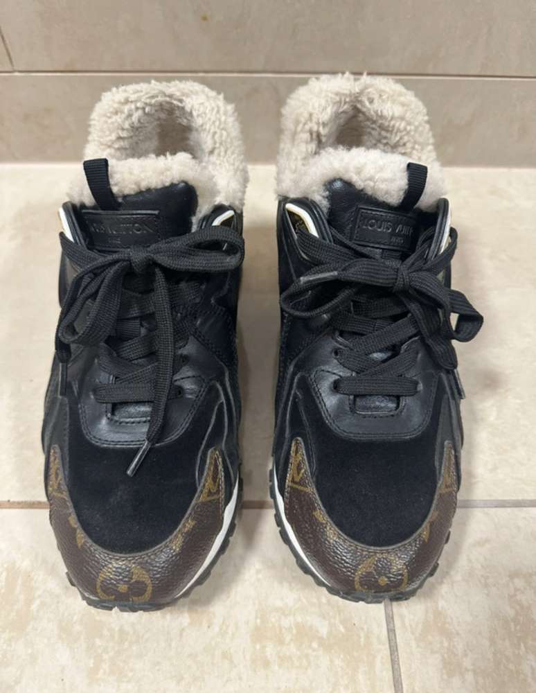 Louis Vuitton Run Away