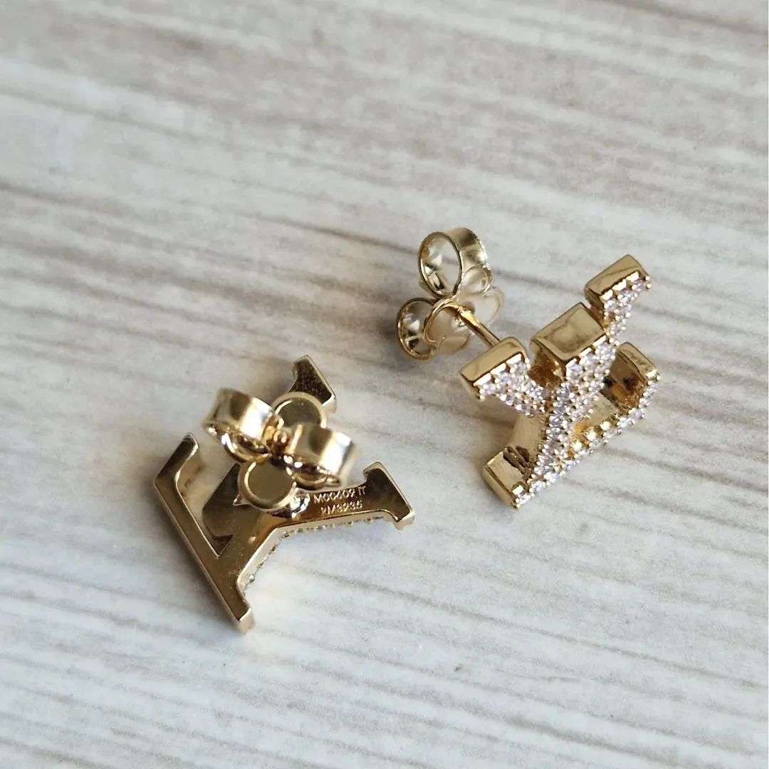 Louis Vuitton Nausnice Iconic