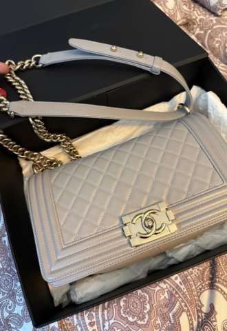 https://vipluxury.sk/Chanel boy medium crossbody