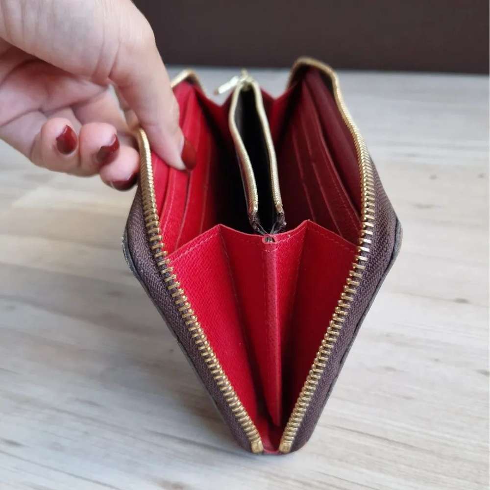 Louis Vuitton Clemence