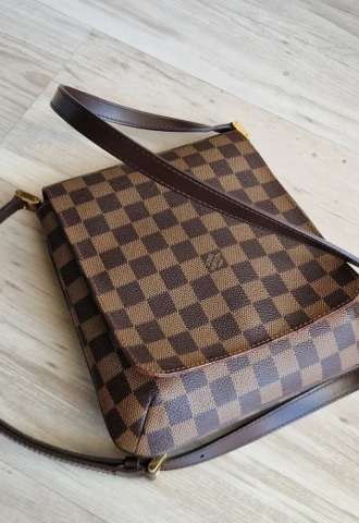 https://vipluxury.sk/Louis Vuitton Musette Damier Ebene