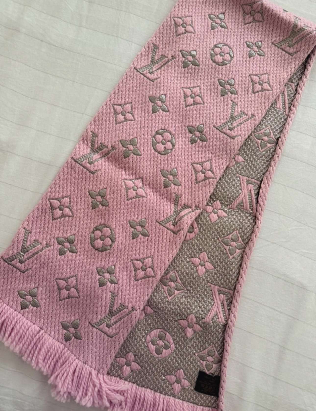 Louis Vuitton šál