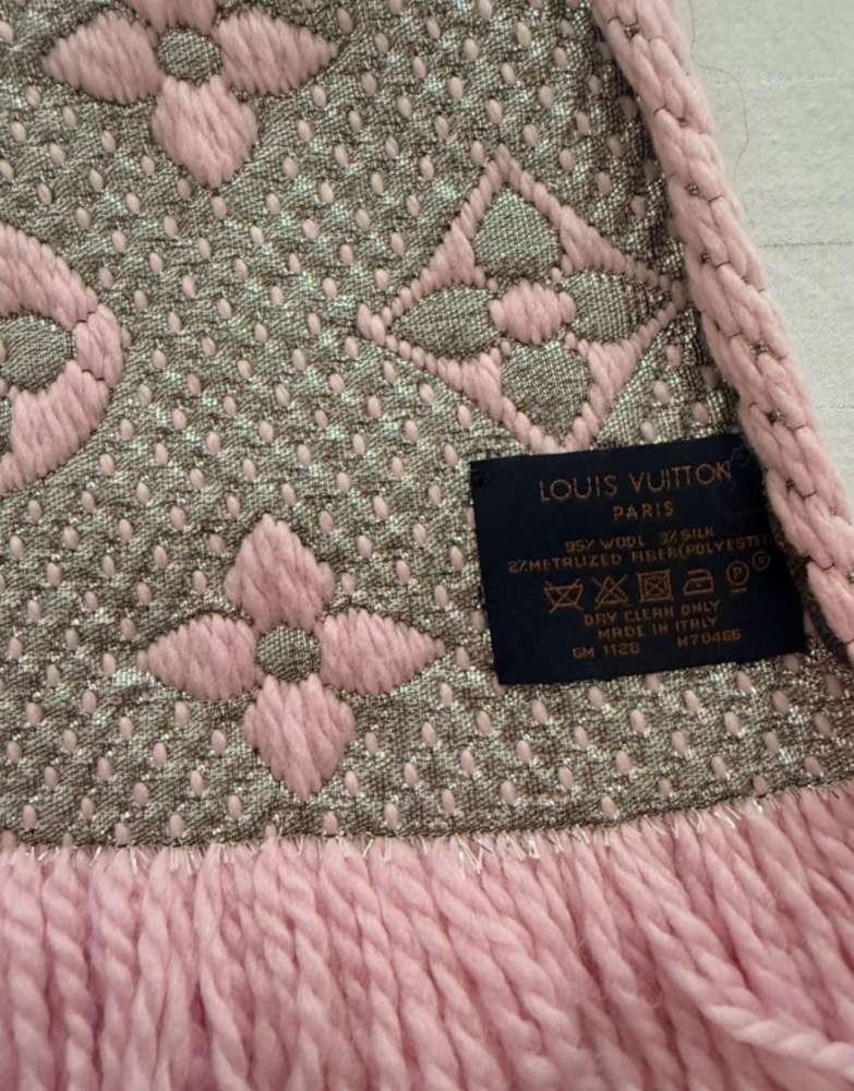 Louis Vuitton šál
