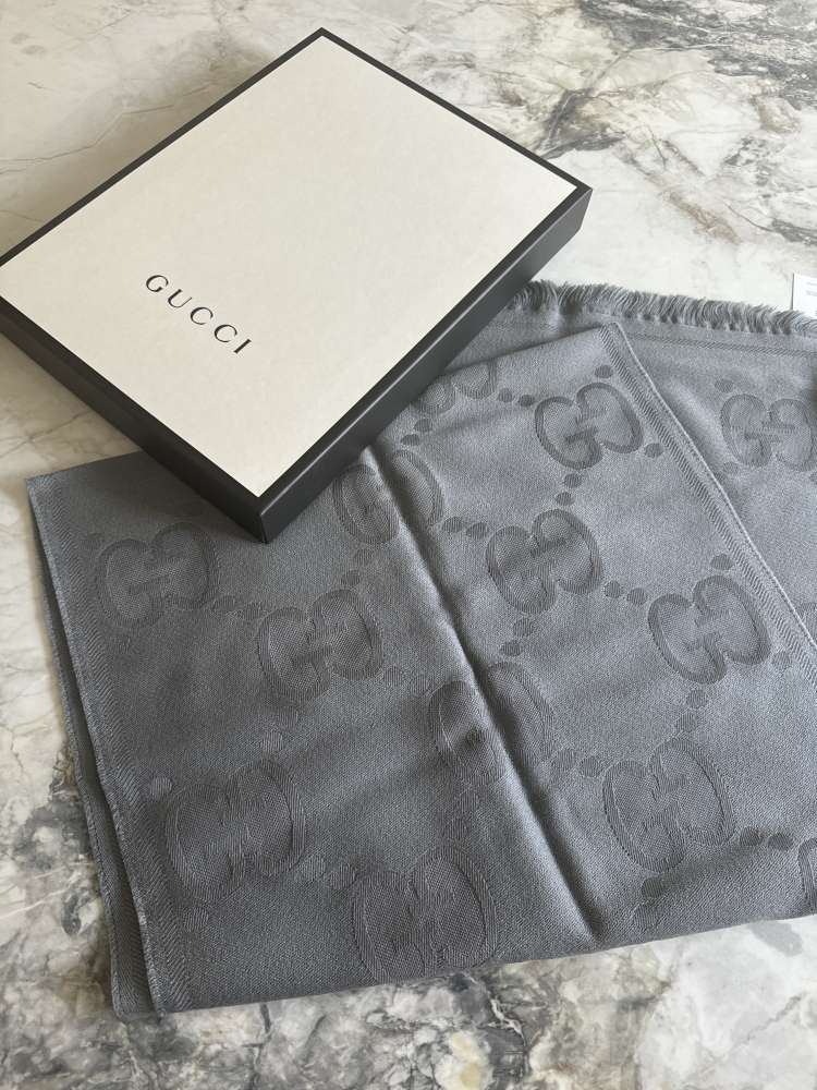 Gucci pléd