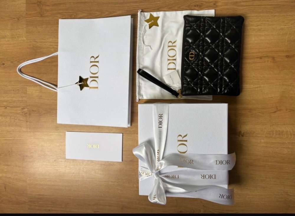 Dior clutch