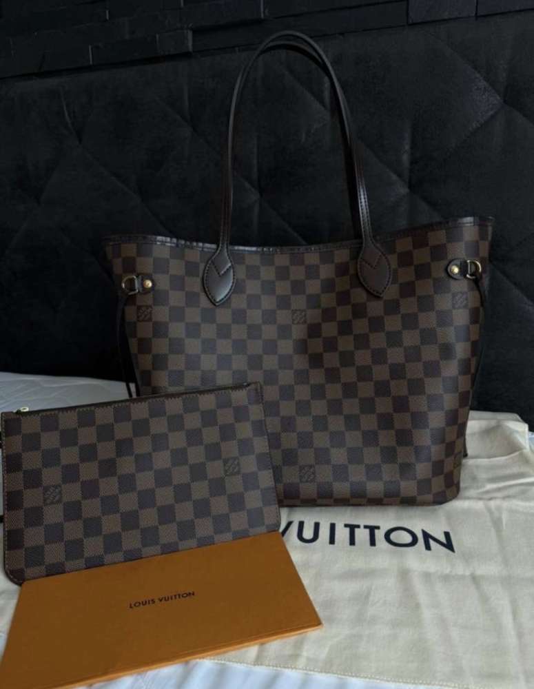 Louis Vuitton Neverfull MM