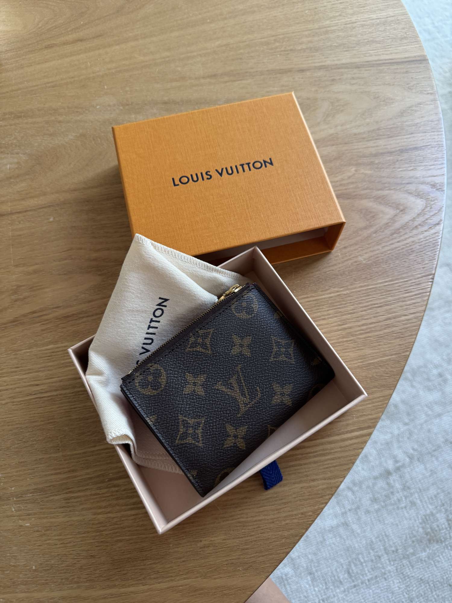 Louis Vuitton Lisa wallet - peňaženka