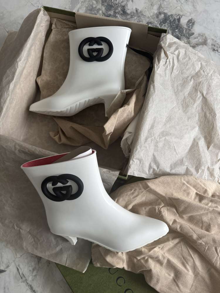 Gucci gumáky