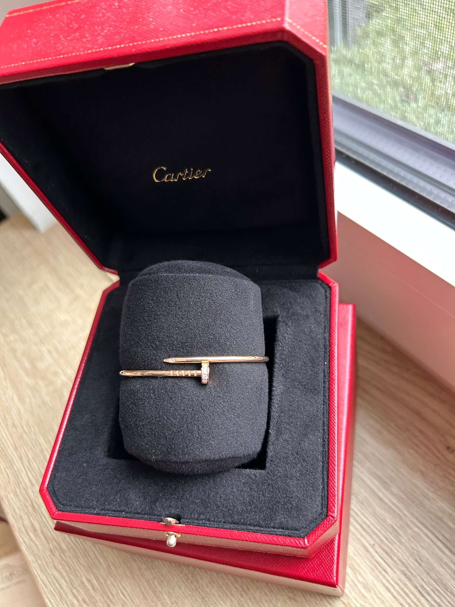 Cartier Juste un Clou 16
