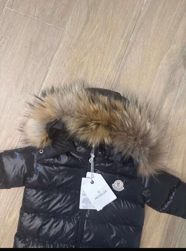 Moncler overal