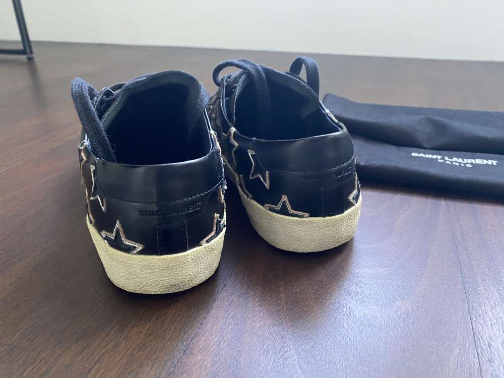 Yves Saint Laurent cerne kozene tenisky