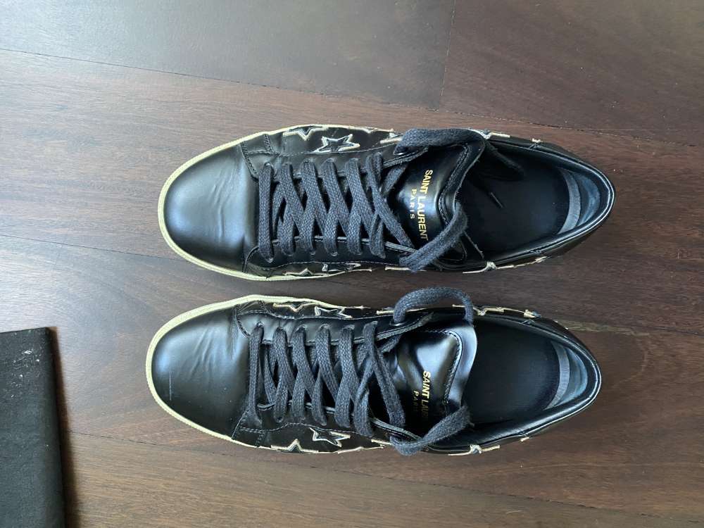 Yves Saint Laurent cerne kozene tenisky