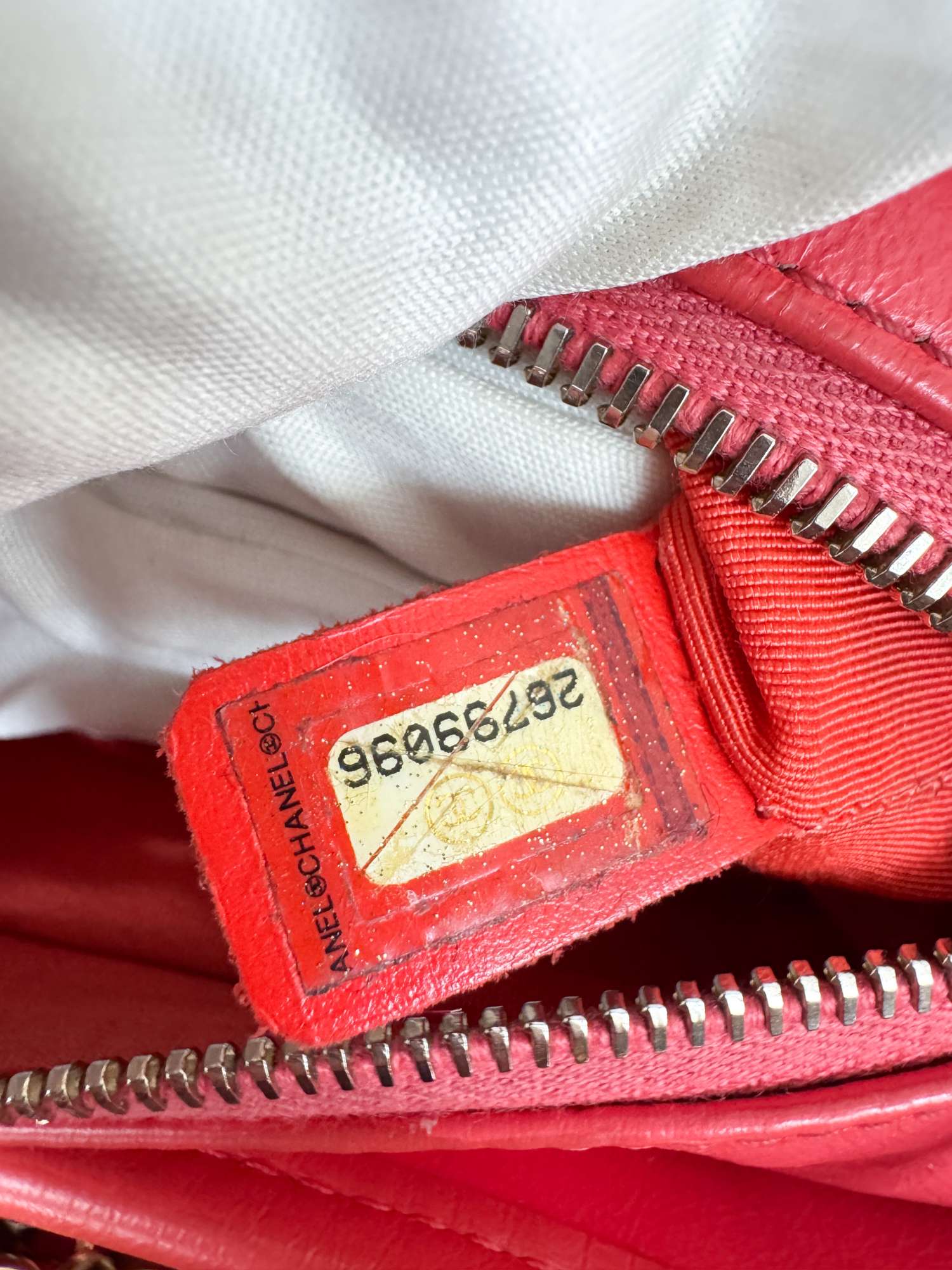 Chanel Gabrielle Malá kabelka cez rameno ružovo-koralová