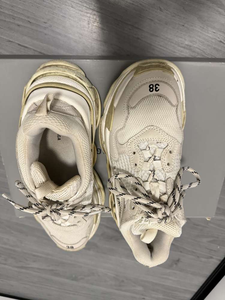 Balenciaga TripleS
