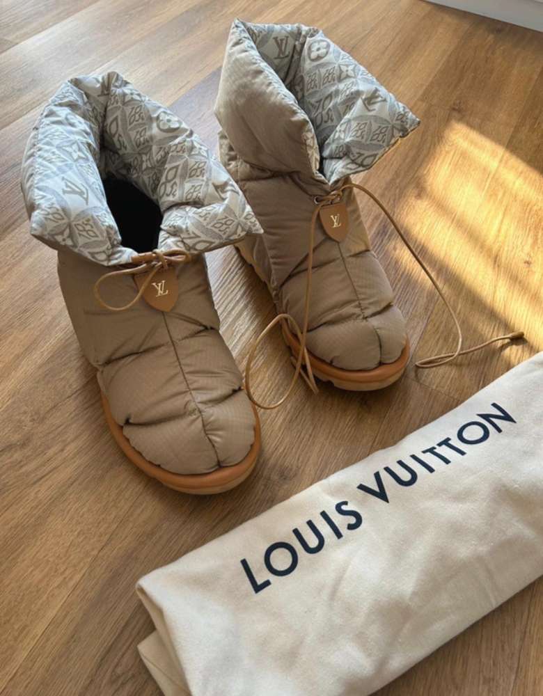 Louis Vuitton snehule