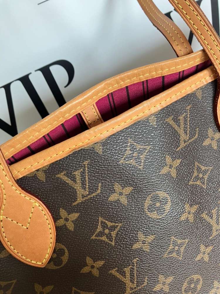 Louis Vuitton Neverfull MM