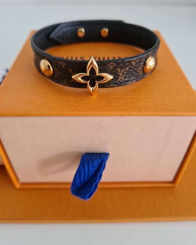 Louis Vuitton náramok